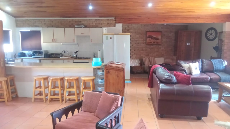 9 Bedroom Property for Sale in Parys Free State